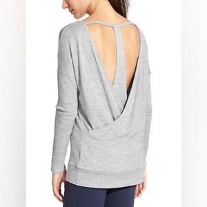 Athleta Pose Layered Top, Light Grey Size Small #348832